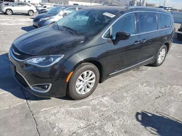 2C4RC1BG4JR322906 2018 CHRYSLER PACIFICA - Image 1