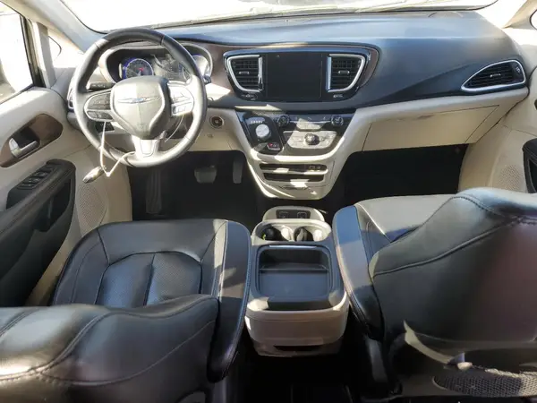 2C4RC1BG4JR322906 2018 CHRYSLER PACIFICA - Image 8