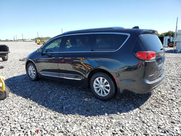 2C4RC1BG4JR322937 2018 CHRYSLER PACIFICA - Image 2