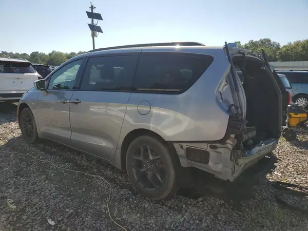 2C4RC1BG4JR333226 2018 CHRYSLER PACIFICA - Image 2