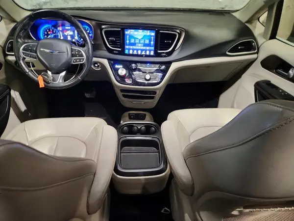 2C4RC1BG4JR339284 2018 CHRYSLER PACIFICA - Image 8