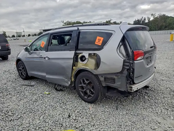 2C4RC1BG4JR351421 2018 CHRYSLER PACIFICA - Image 2
