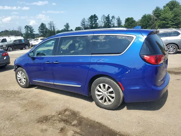 2C4RC1BG4JR353282 2018 CHRYSLER PACIFICA - Image 2