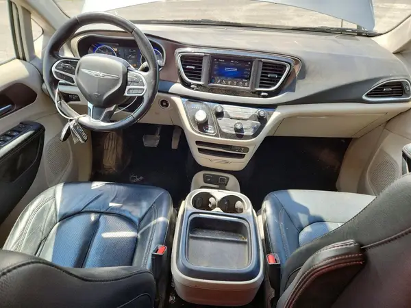 2C4RC1BG4JR356067 2018 CHRYSLER PACIFICA - Image 8