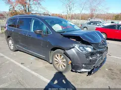 2C4RC1BG4KR507765 2019 CHRYSLER PACIFICA