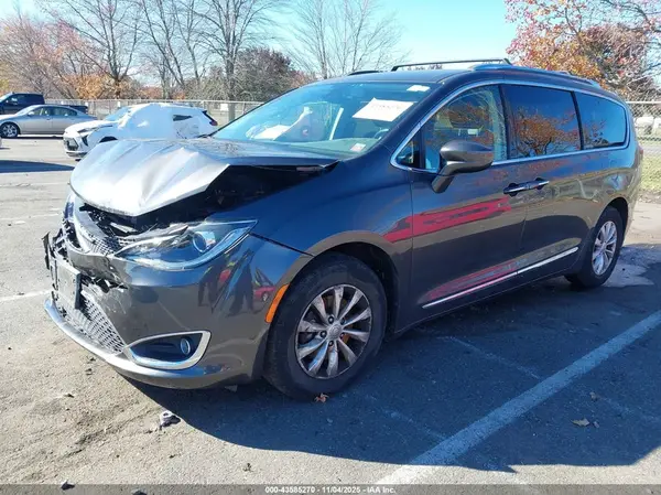 2C4RC1BG4KR507765 2019 CHRYSLER PACIFICA - Image 2