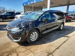 2C4RC1BG4KR523416 2019 CHRYSLER PACIFICA