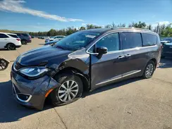 2C4RC1BG4KR550535 2019 CHRYSLER PACIFICA