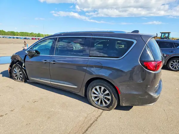 2C4RC1BG4KR550535 2019 CHRYSLER PACIFICA - Image 2