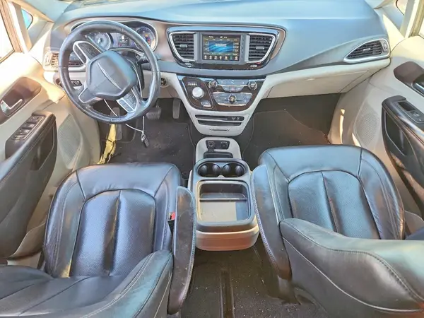2C4RC1BG4KR550535 2019 CHRYSLER PACIFICA - Image 8