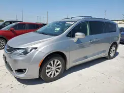 2C4RC1BG4KR561325 2019 CHRYSLER PACIFICA
