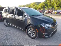2C4RC1BG4KR583065 2019 CHRYSLER PACIFICA