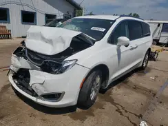 2C4RC1BG4KR592896 2019 CHRYSLER PACIFICA
