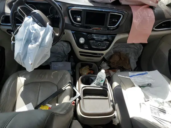 2C4RC1BG4KR592896 2019 CHRYSLER PACIFICA - Image 8
