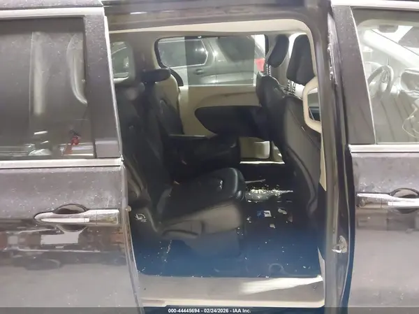 2C4RC1BG4KR609017 2019 CHRYSLER PACIFICA - Image 8