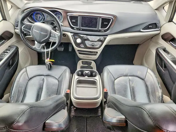 2C4RC1BG4KR650375 2019 CHRYSLER PACIFICA - Image 8