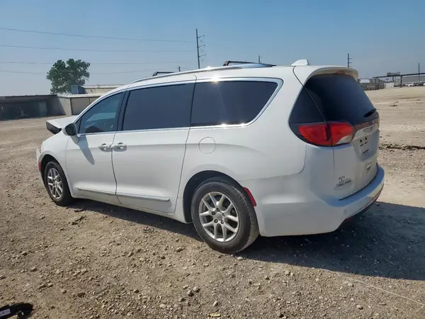 2C4RC1BG4KR650490 2019 CHRYSLER PACIFICA - Image 2
