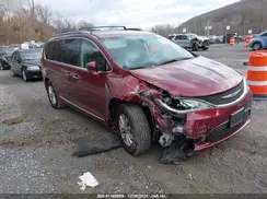 2C4RC1BG4KR650828 2019 CHRYSLER PACIFICA