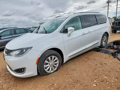 2C4RC1BG4KR665720 2019 CHRYSLER PACIFICA