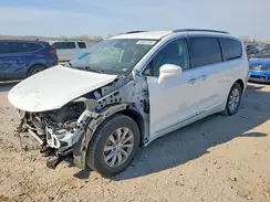 2C4RC1BG4KR680766 2019 CHRYSLER PACIFICA