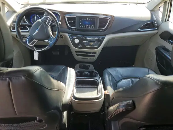 2C4RC1BG4KR680766 2019 CHRYSLER PACIFICA - Image 8