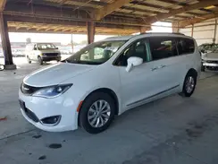 2C4RC1BG4KR686681 2019 CHRYSLER PACIFICA