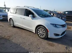 2C4RC1BG4KR730484 2019 CHRYSLER PACIFICA