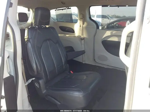 2C4RC1BG4KR730484 2019 CHRYSLER PACIFICA - Image 8