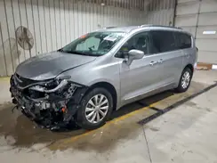 2C4RC1BG4KR731179 2019 CHRYSLER PACIFICA