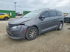 2C4RC1BG4KR731392 2019 CHRYSLER PACIFICA