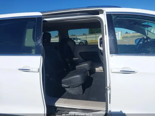 2C4RC1BG4KR732428 2019 CHRYSLER PACIFICA - Image 8