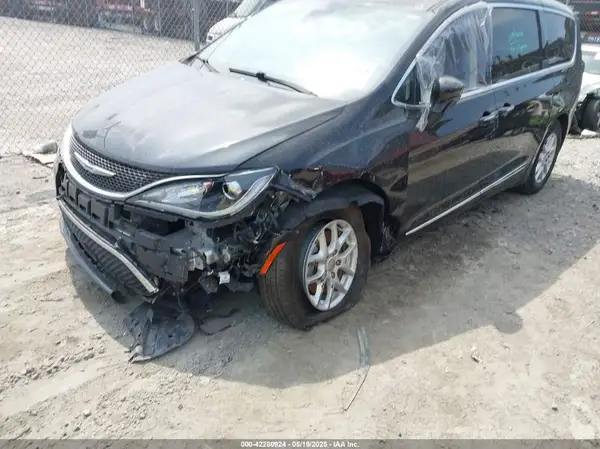 2C4RC1BG4LR103608 2020 CHRYSLER PACIFICA - Image 2