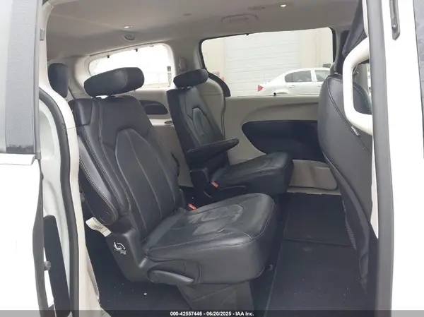 2C4RC1BG4LR109151 2020 CHRYSLER PACIFICA - Image 8