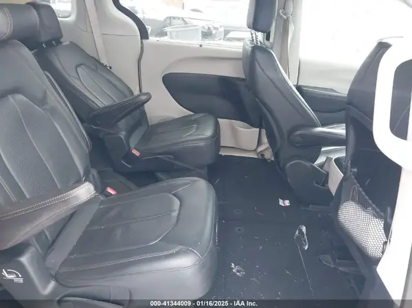 2C4RC1BG4LR115158 2020 CHRYSLER PACIFICA - Image 8