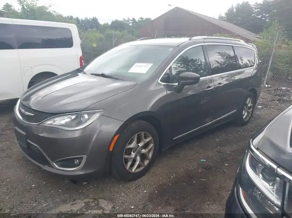 2C4RC1BG4LR141324 2020 CHRYSLER PACIFICA - Image 2