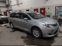 2C4RC1BG4LR276593 2020 CHRYSLER PACIFICA