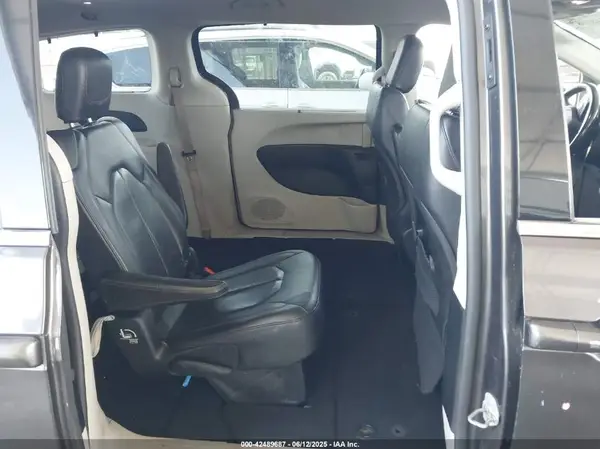 2C4RC1BG4LR277064 2020 CHRYSLER PACIFICA - Image 8