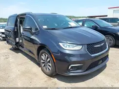 2C4RC1BG4MR517215 2021 CHRYSLER PACIFICA