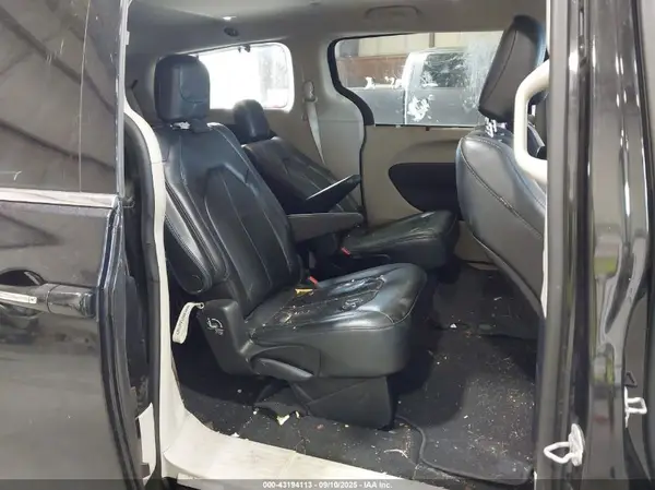2C4RC1BG4MR542888 2021 CHRYSLER PACIFICA - Image 8