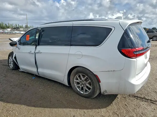 2C4RC1BG4MR580010 2021 CHRYSLER PACIFICA - Image 2