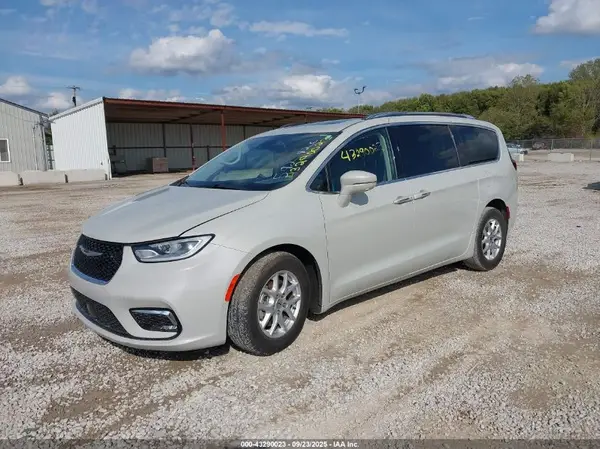 2C4RC1BG4MR592920 2021 CHRYSLER PACIFICA - Image 2