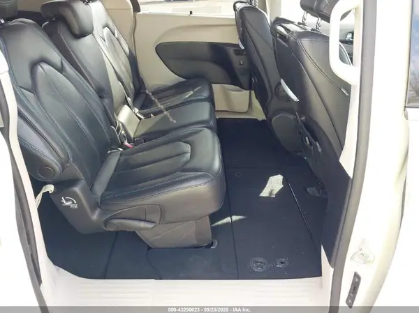 2C4RC1BG4MR592920 2021 CHRYSLER PACIFICA - Image 8