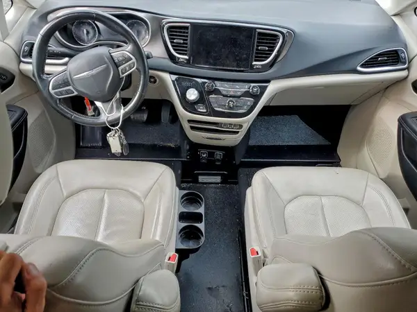 2C4RC1BG4MR597888 2021 CHRYSLER PACIFICA - Image 8