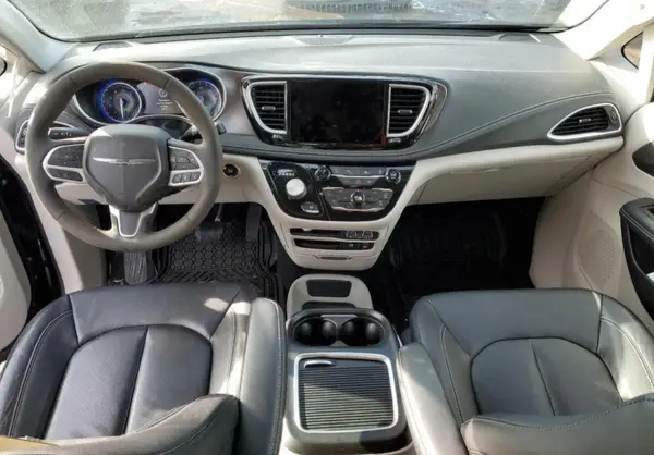 2C4RC1BG4NR104079 2022 CHRYSLER PACIFICA - Image 8