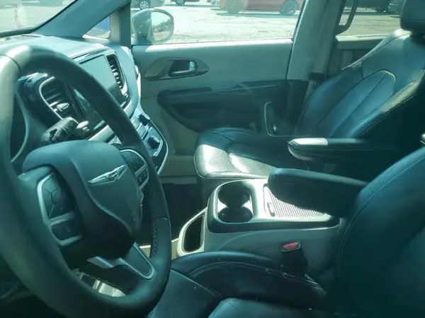 2C4RC1BG4NR115339 2022 CHRYSLER PACIFICA - Image 8