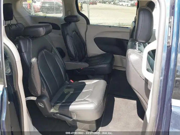 2C4RC1BG4NR182216 2022 CHRYSLER PACIFICA - Image 8