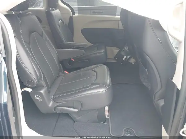 2C4RC1BG4NR186458 2022 CHRYSLER PACIFICA - Image 8
