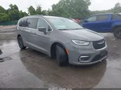 2C4RC1BG4NR190980 2022 CHRYSLER PACIFICA
