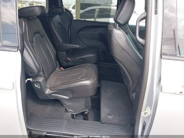 2C4RC1BG4PR508163 2023 CHRYSLER PACIFICA - Image 8