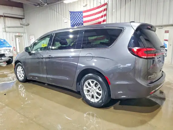 2C4RC1BG4PR514576 2023 CHRYSLER PACIFICA - Image 2